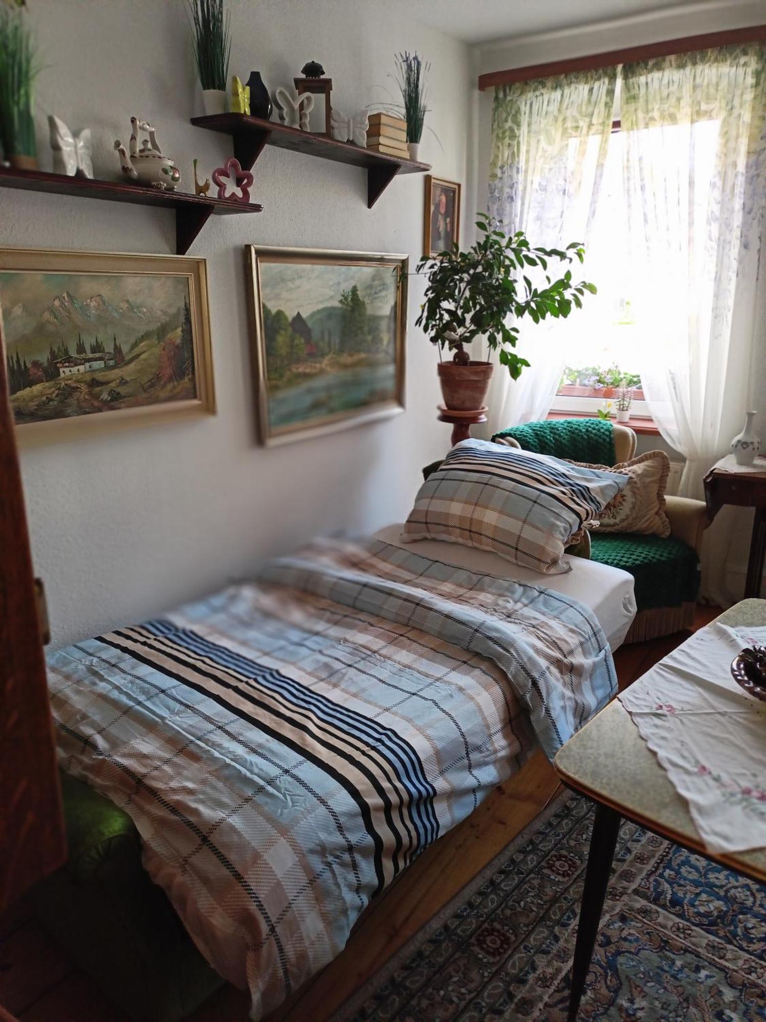 Apartament Urlaub Mit Charme In Der Kleinsten Stadt Der Pfalz.